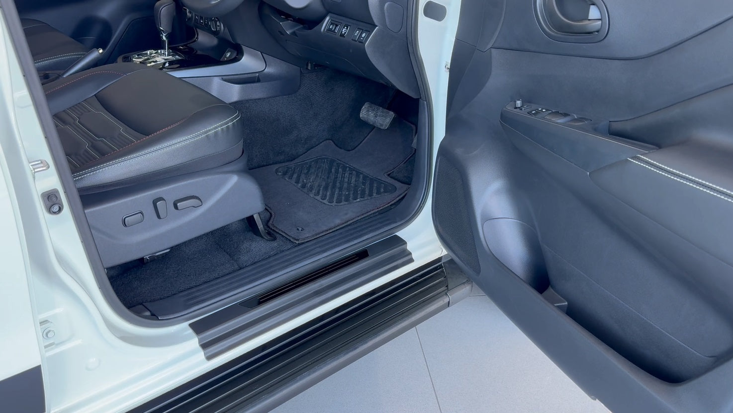 How to Properly Install Car Door Sill Protectors: A DIY Guide (Ausgo Edition)