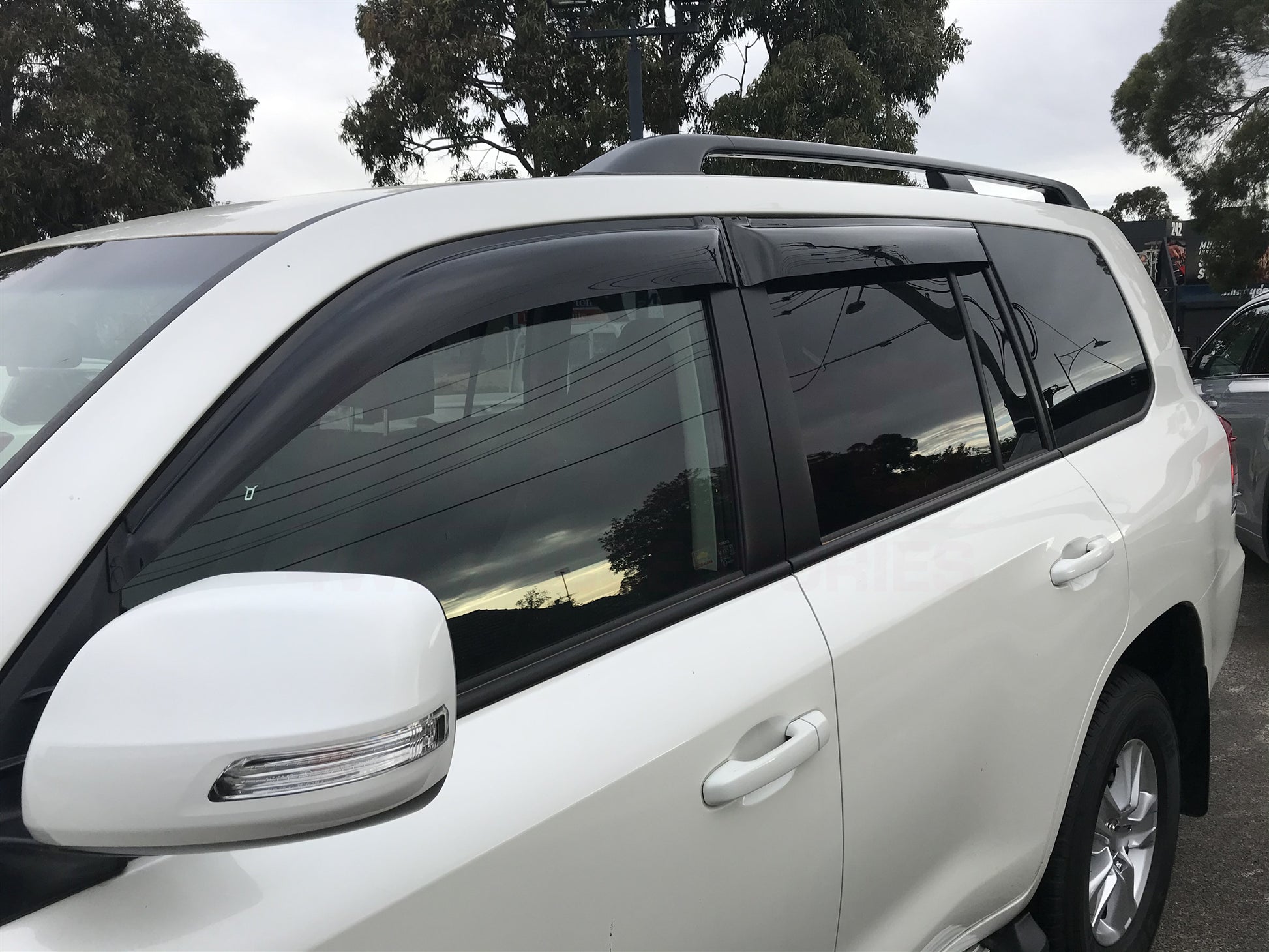 Weather Shields for Toyota Land Cruiser 200 LC200 2007-2021