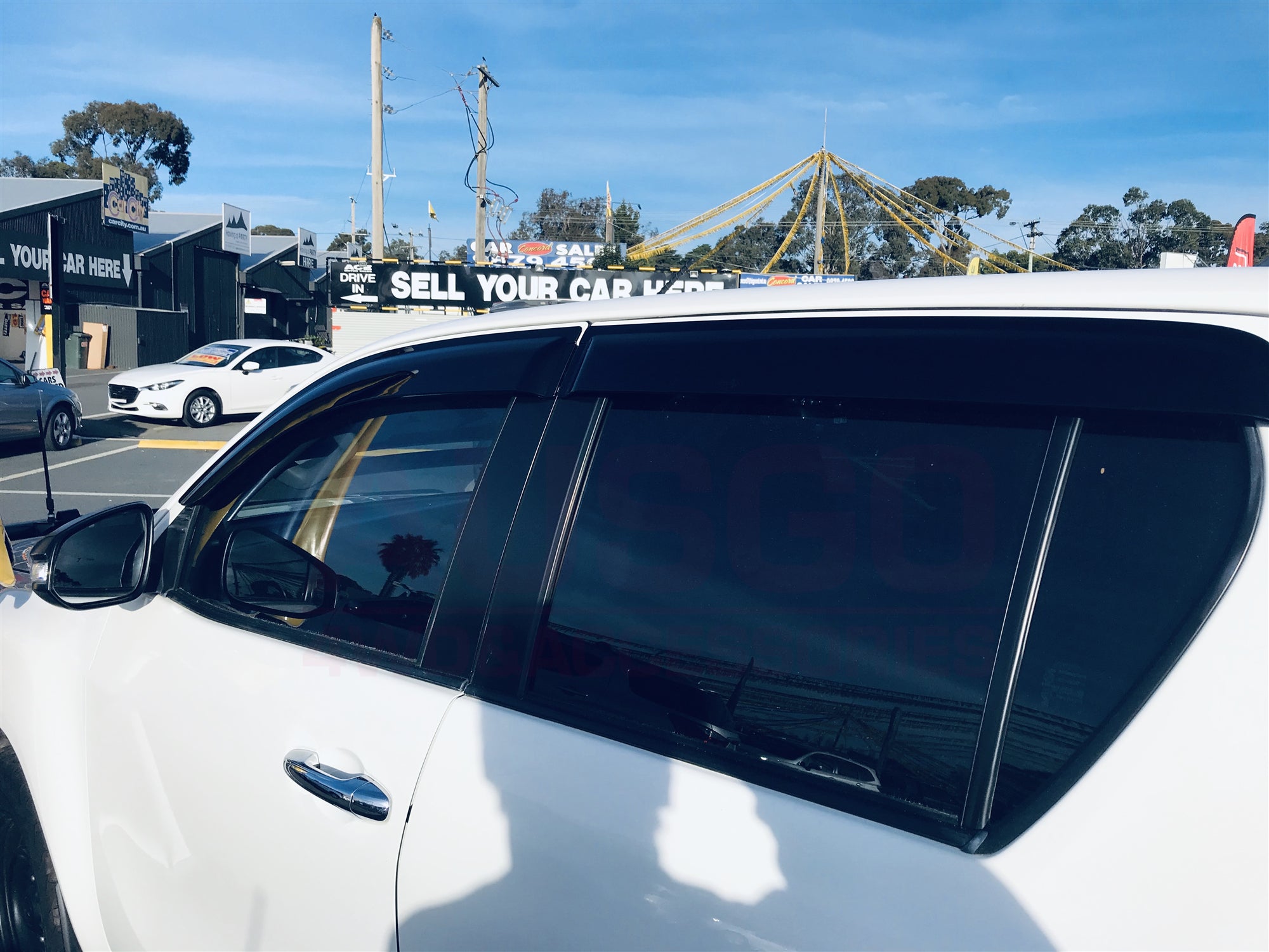 Injection Weather Shields + Bonnet Protector for Toyota Hilux Dual Cab 2015-2020