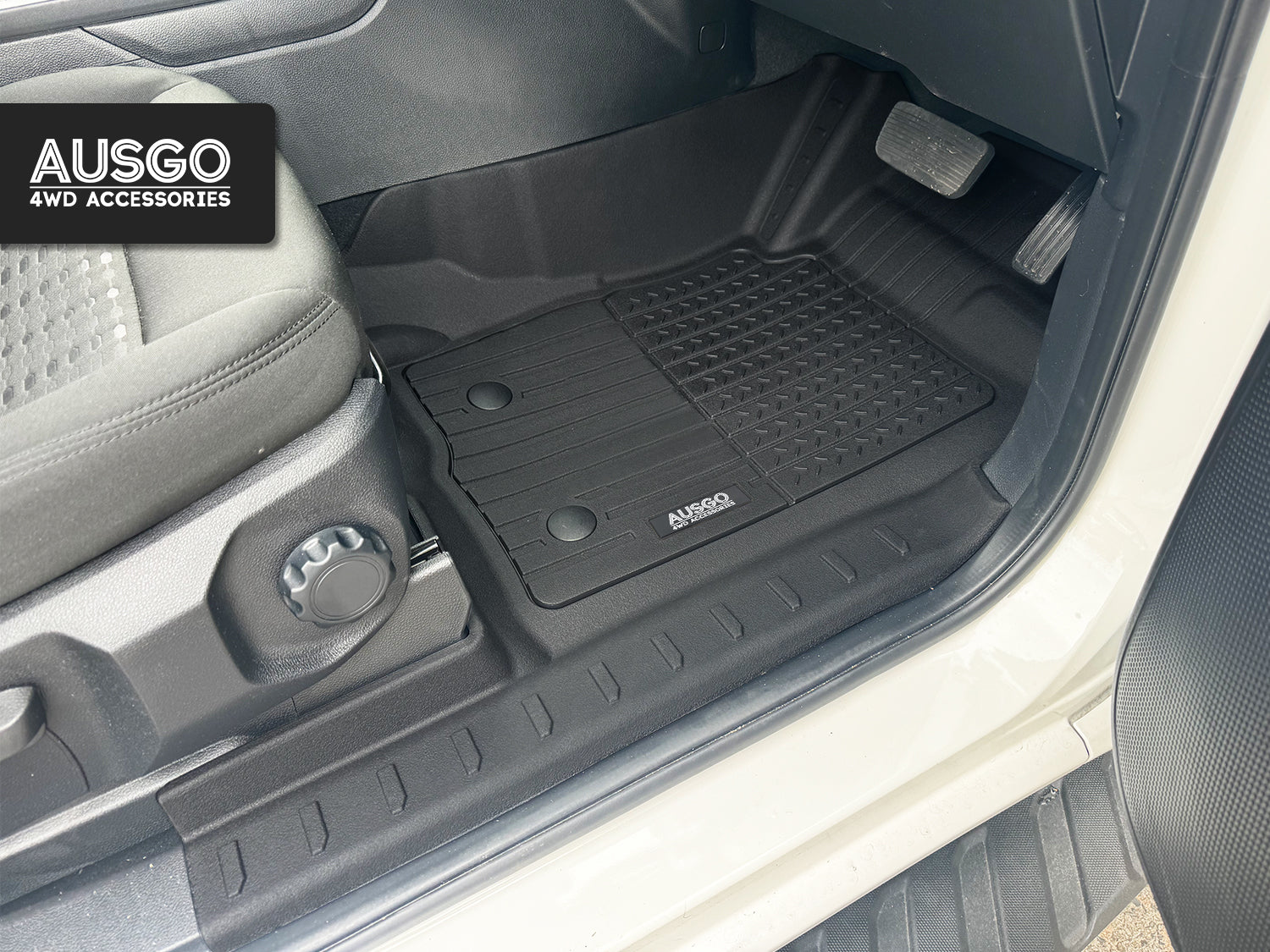7D Injection Floor Mats + Black Door Sill Protector for Ford Everest Next-Gen 2022-Onwards
