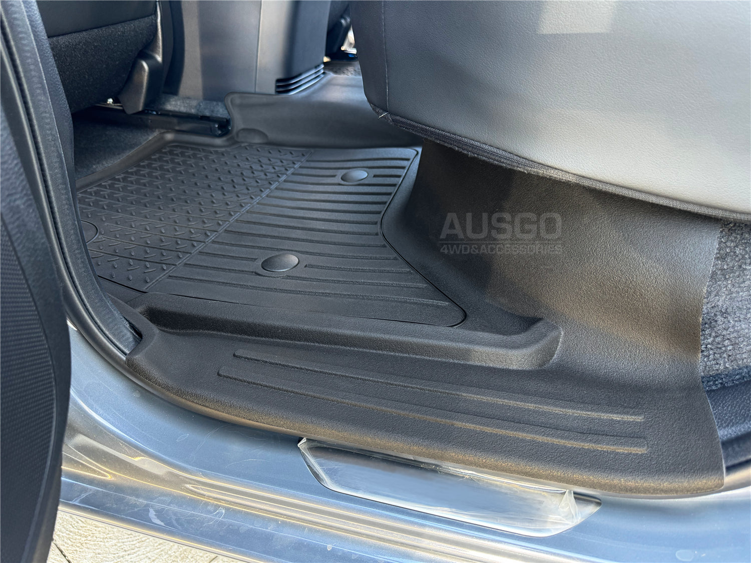 7D Injection Floor Mats for ISUZU D-MAX DMAX Dual Cab 2020-Onwards
