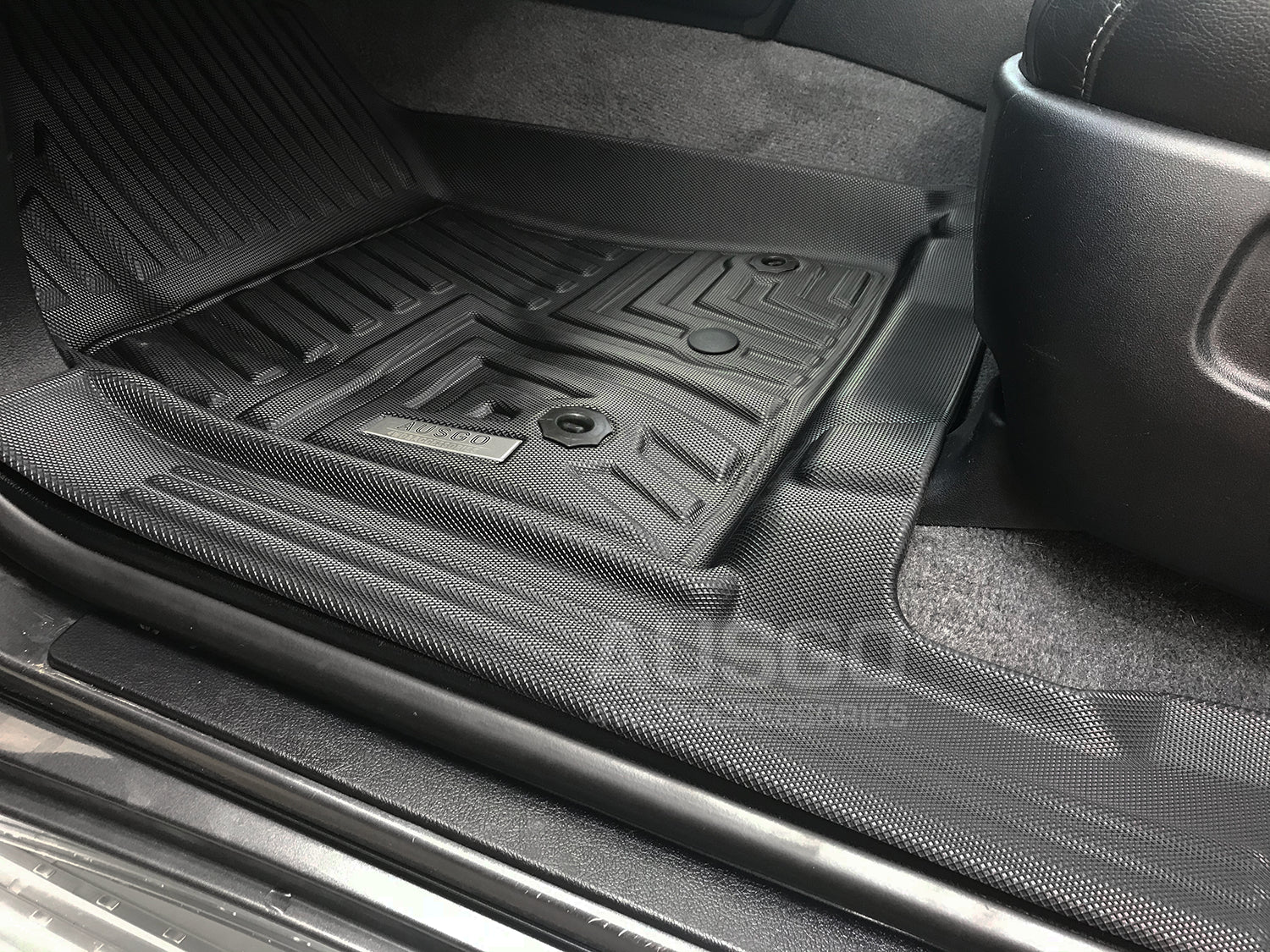 5D Moulded Car Floor Mats for Toyota Land Cruiser 200 Series 2007-2012