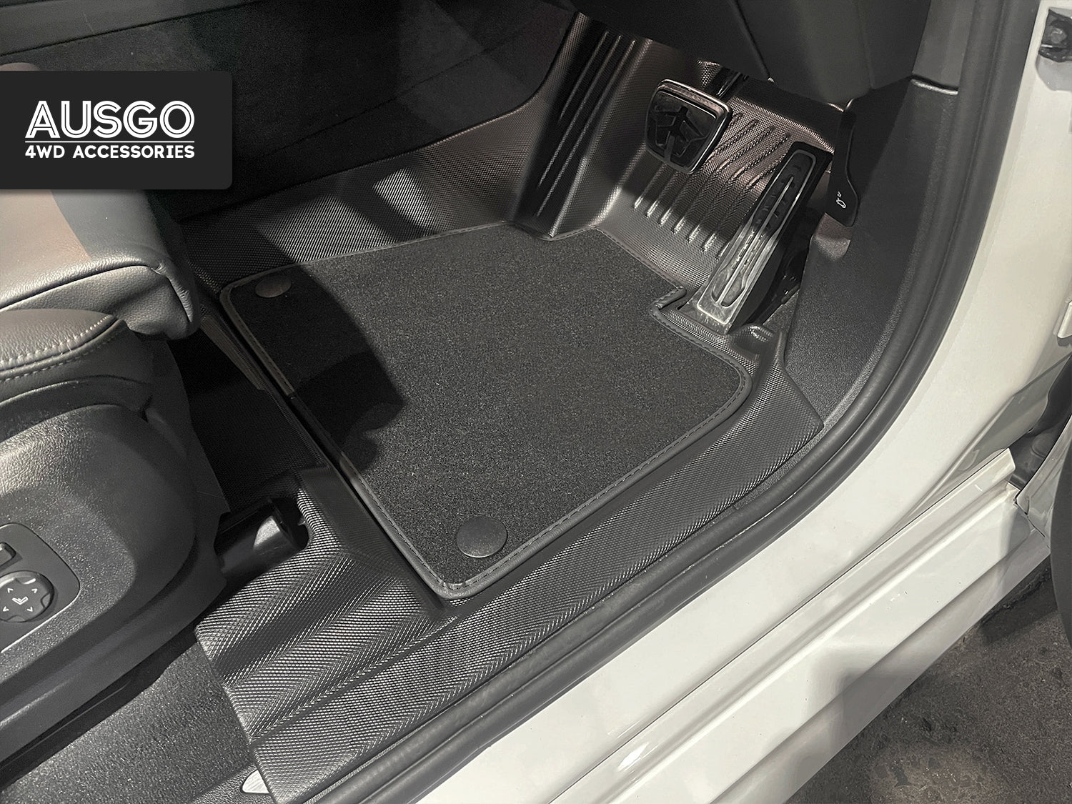 Double-Layer Car Floor Mats for BMW X5 G05 2018-Onwards