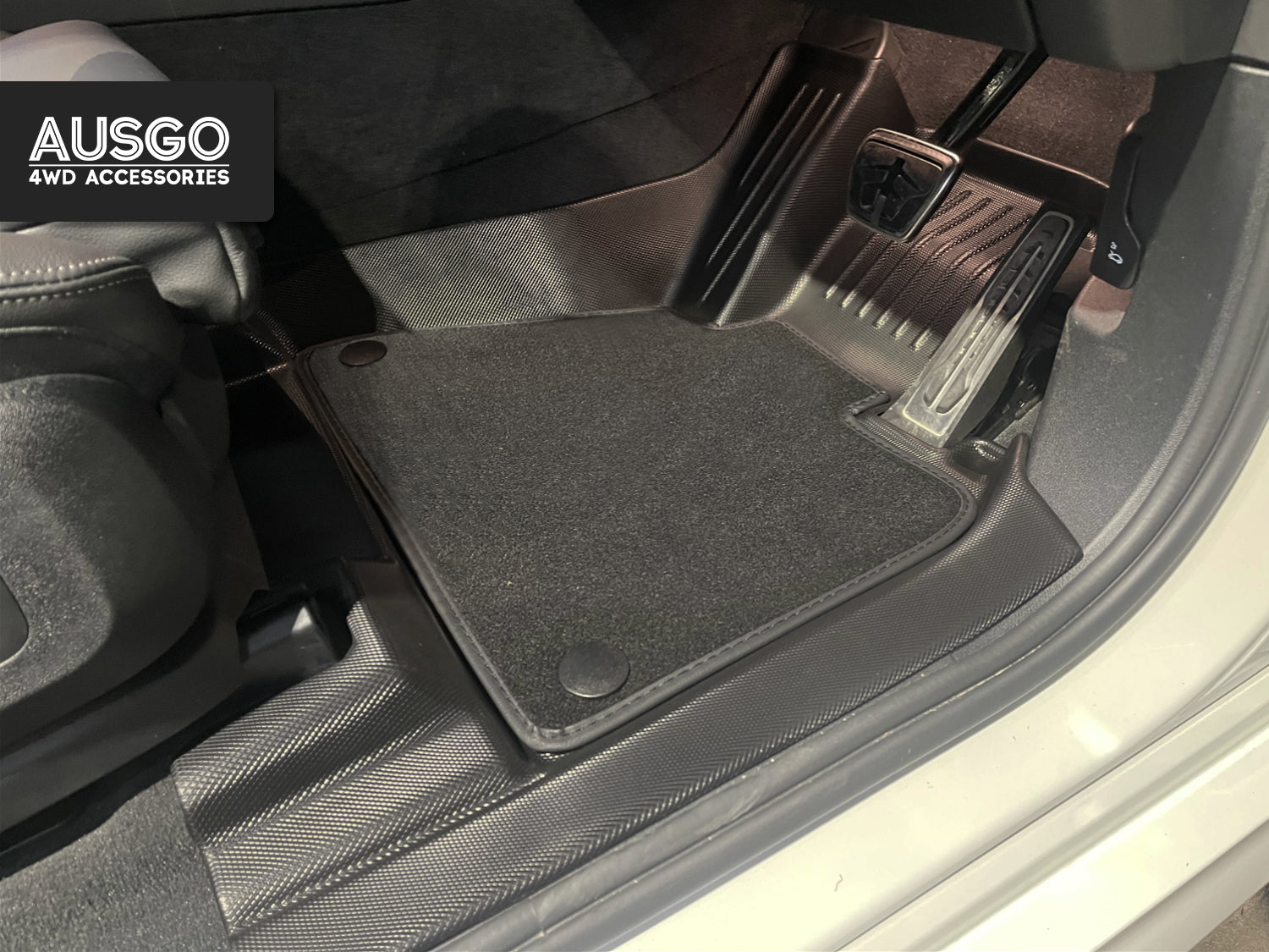 Double-Layer Car Floor Mats for BMW X5 G05 2018-Onwards