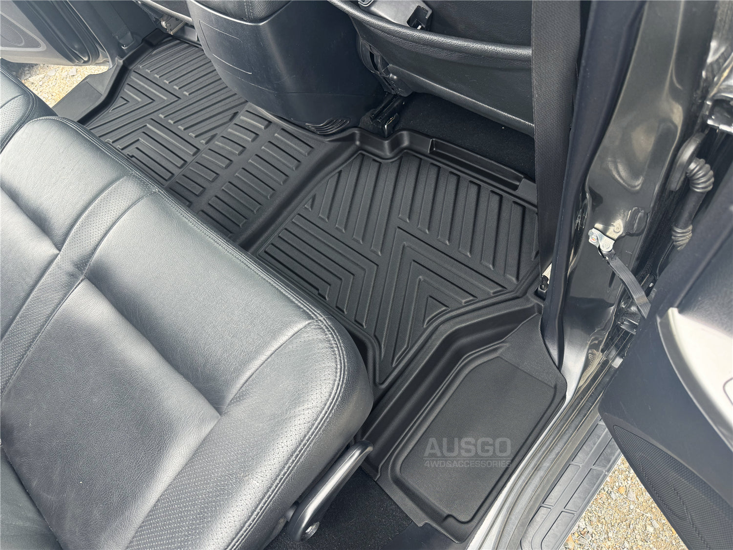 PRE-ORDER 5D Car Floor Mats for Mitsubishi Pajero 2000-2021