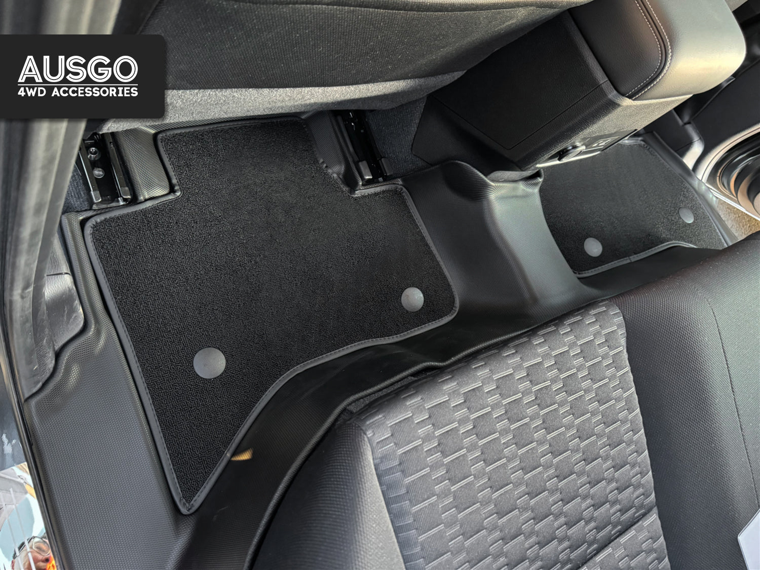 Double-Layer Car Floor Mats for Nissan Navara D27 Dual Cab 2026-Onwards