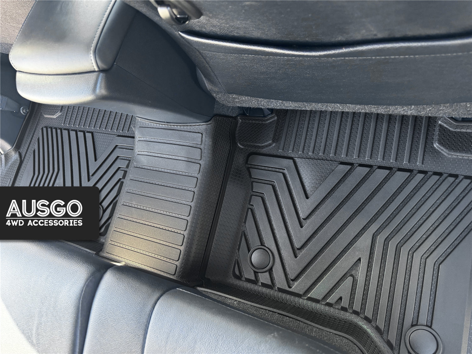 5D Injection Floor Mats for Toyota Hilux Dual Cab 2015-Onwards Auto Trans