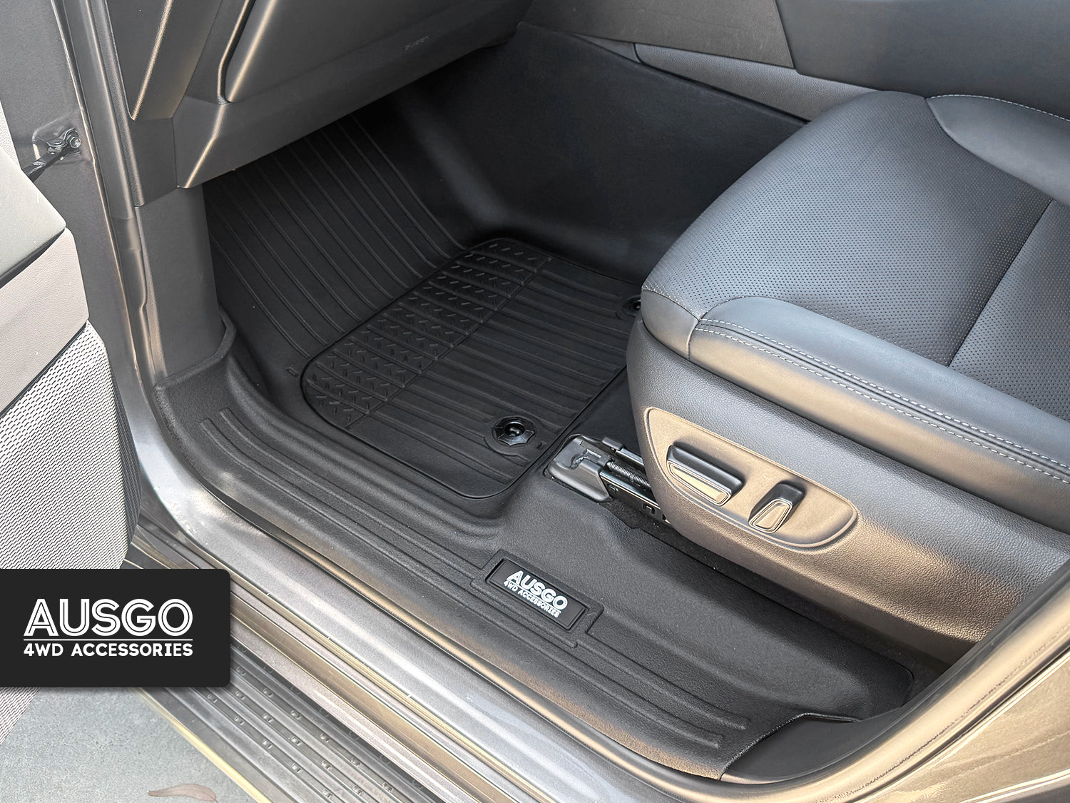 7D Injection Floor Mats for Toyota Land Cruiser 300 Series 2021-Onwards
