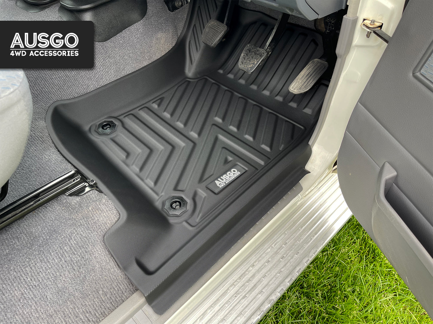 5D Car Floor Mats for Toyota Land Cruiser 79 Series Dual Cab 2012-Onwards