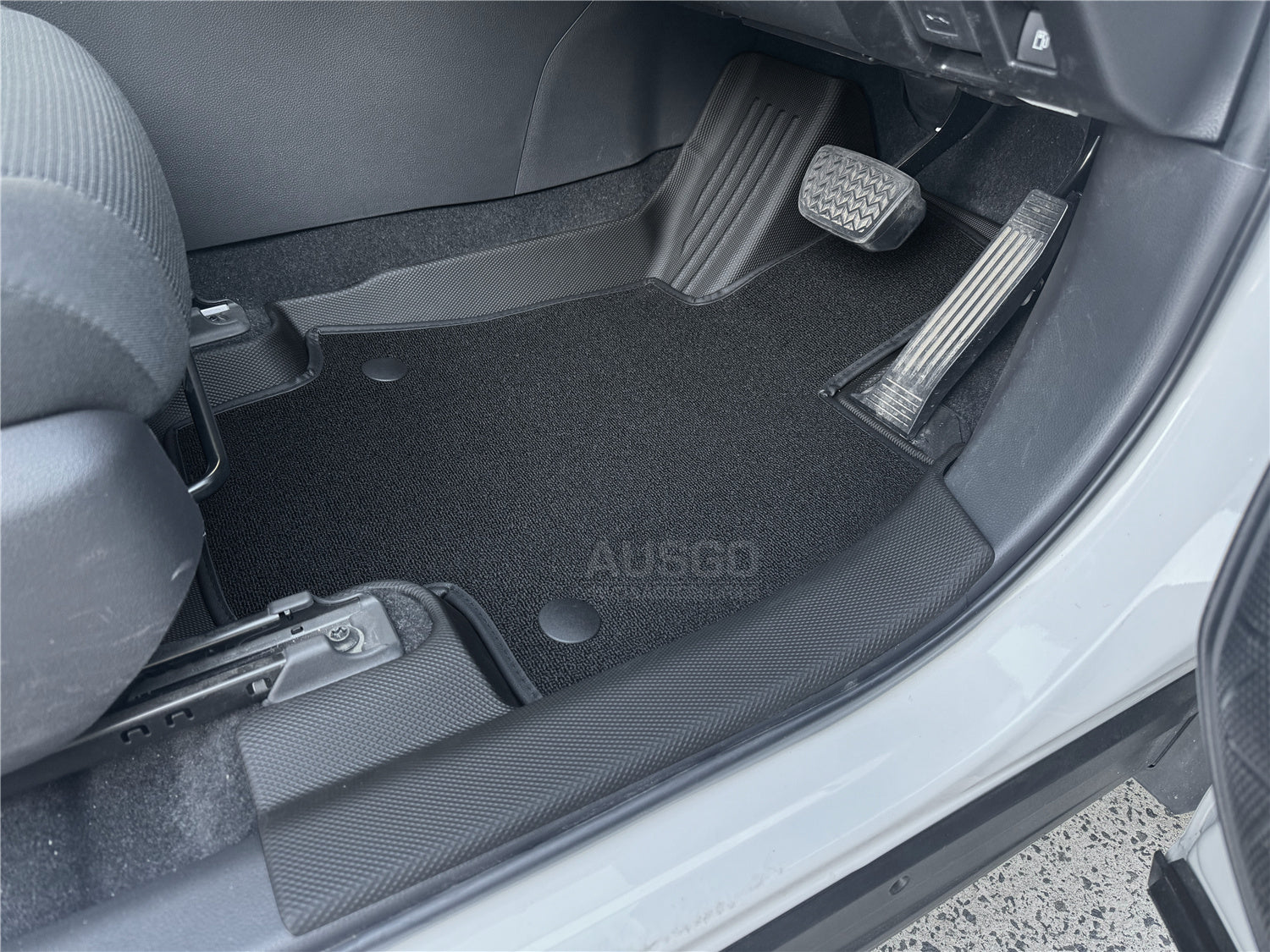Double-Layer Car Floor Mats for Toyota RAV4 2019-Onwards
