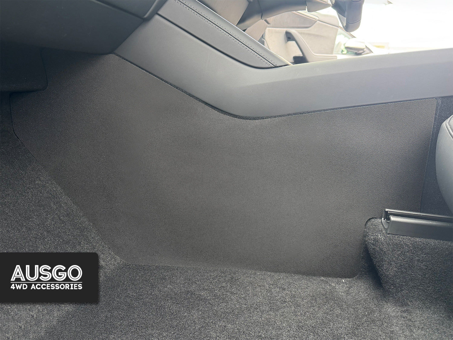 Centre Console Side Kick Protector Mats Tesla Model Y L 6-Seat 2026-Onwards