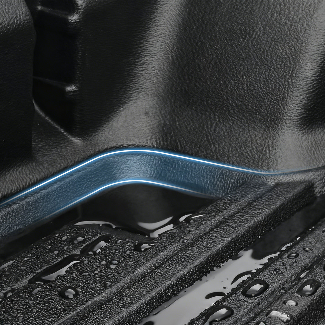 Custom-Fit & Spill-Containment